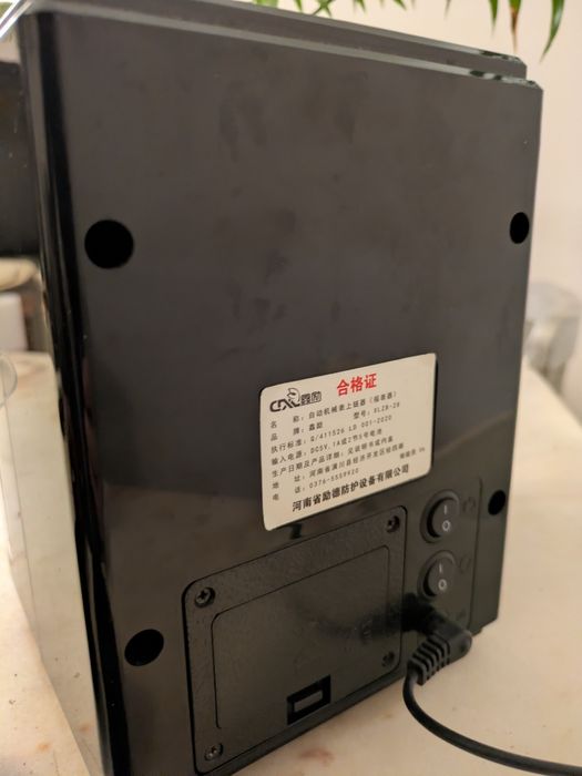 Caixa giratória 2 relógios