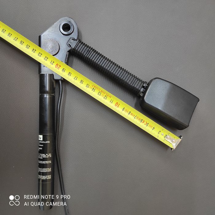 Преднатяжитель ремня безопасности Opel, Ford