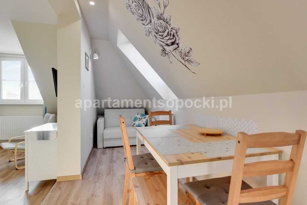 Apartament Sopocki Kasztanowy dla 2-5 osób Sopot Dolny