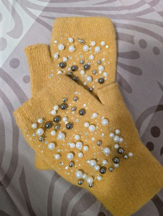 Мітенки з камінцями