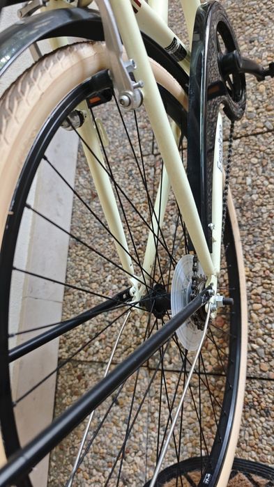 Bicicleta esmaltina passeio com cesta