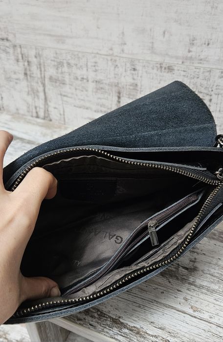 Шкіряна сумка-клатч