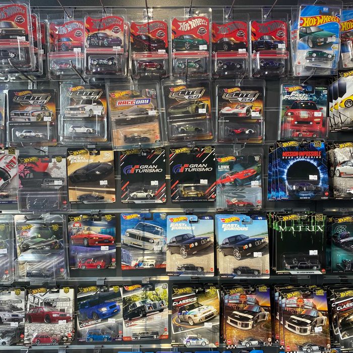 Машинка Premium Hot Wheels 1991 BMW M5 E34 Fast & Furious HNW46/HKD28 хот вілс БМВ М5 Е34 Форсаж преміум машинки хот вілс