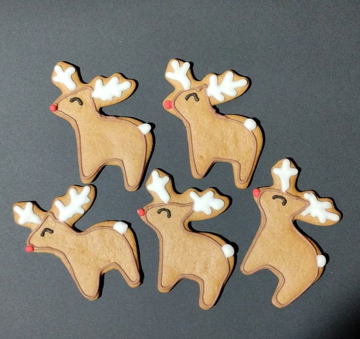 Pierniczki świąteczne pierniki lukrowane lukier piernik Mikołaj łoś