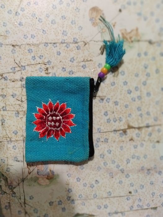 Vendo carteira para mulher bom estado