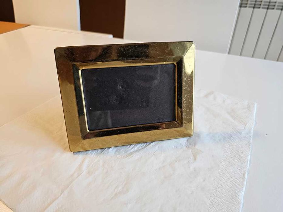 Vintage frame with velvet back64738258280065120