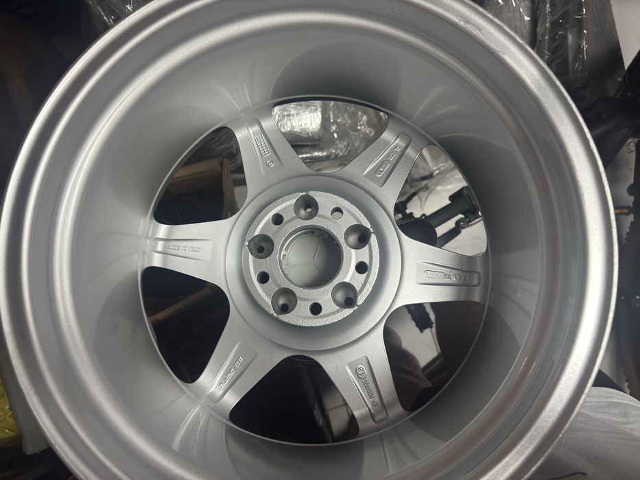 Oryginalne felgi Mercedes-Benz Evolution II 17” ET37 B66470518 W124 E500 W201 Evo II R129
