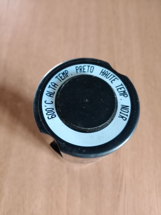 Tinta spray preto de alta temperatura