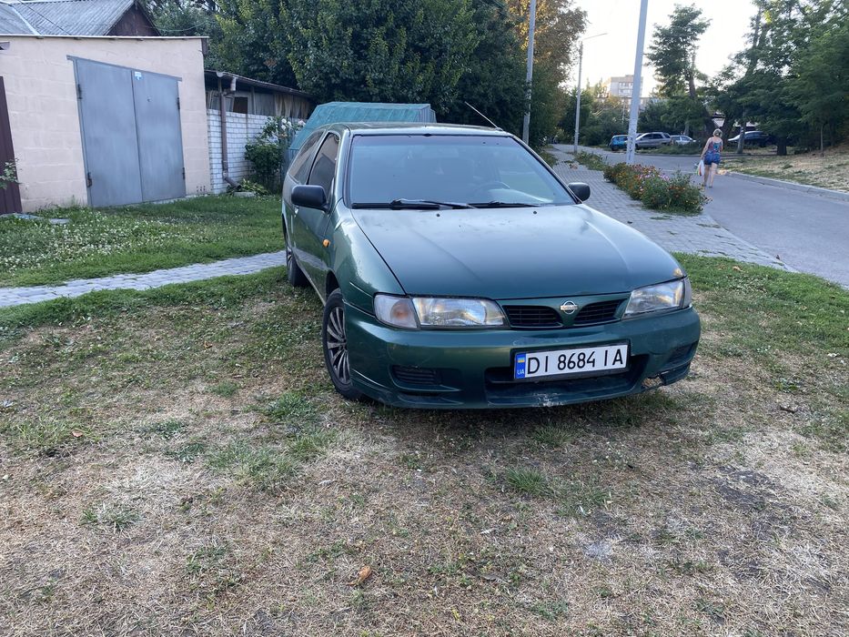 Nissan almera n15