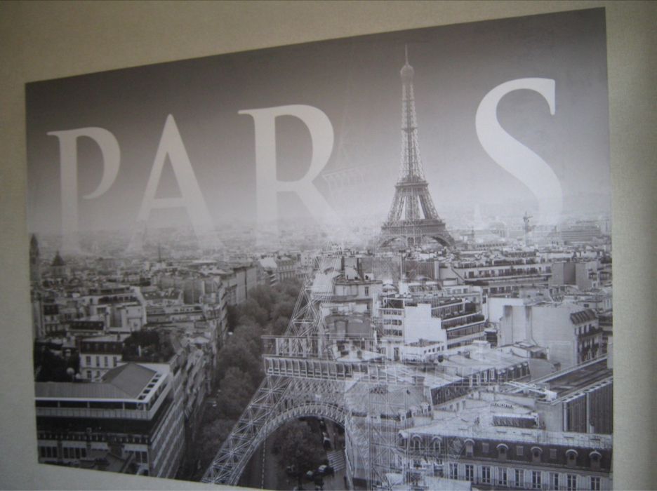 Срочно. Продам фото шпалери високої якості. Париж.