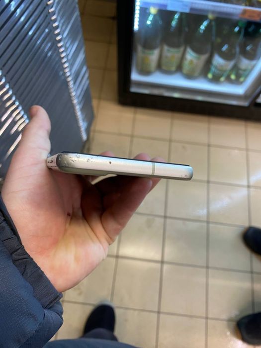 Samsung s21 fe 8/128 (Snapdragon)обмен++