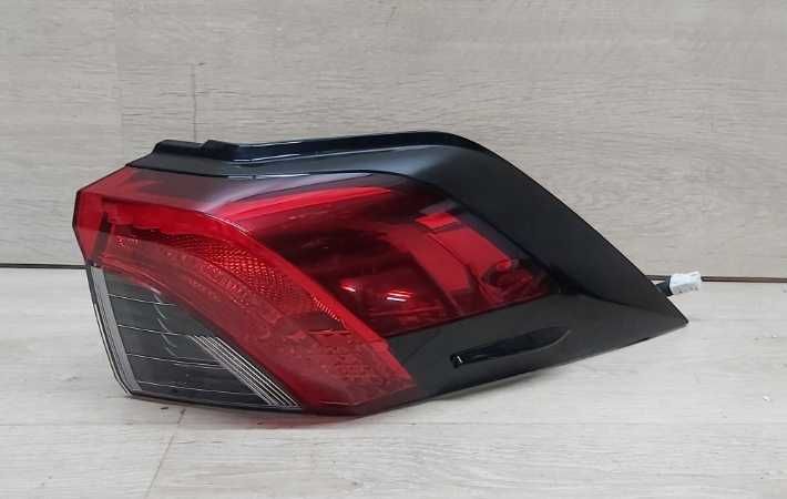 Фари Toyota RAV 4