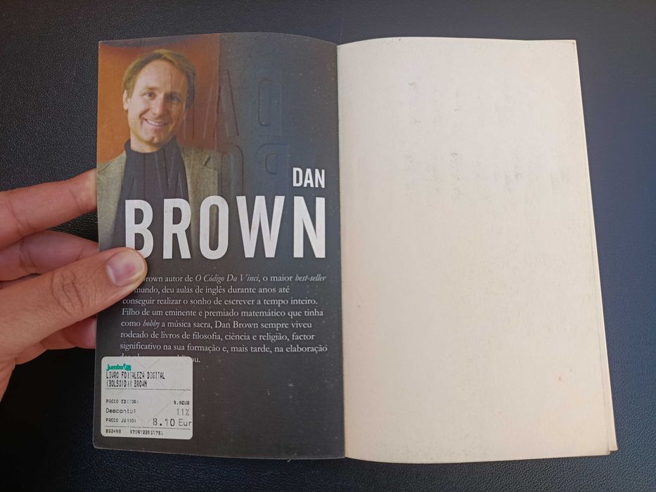 Livro "Fortaleza Digital", de Dan Brown