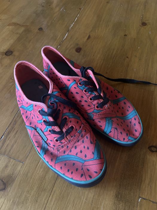 Trampki Cropp w arbuzy