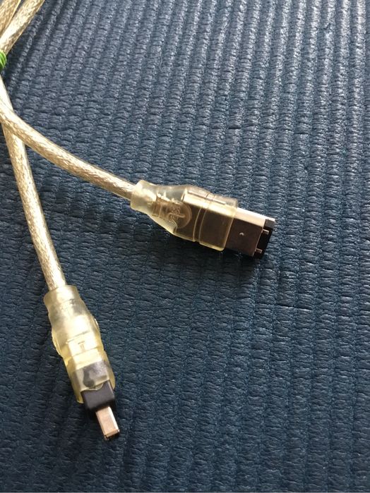 KAbel FireWire  do przesyłu danych