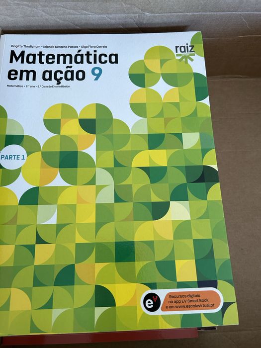 Livros escolares 9o ano