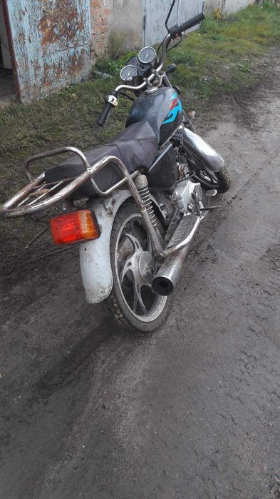 Альфа робочий,не потребуе вкладень.Нові колеса,один власник,нове щепле