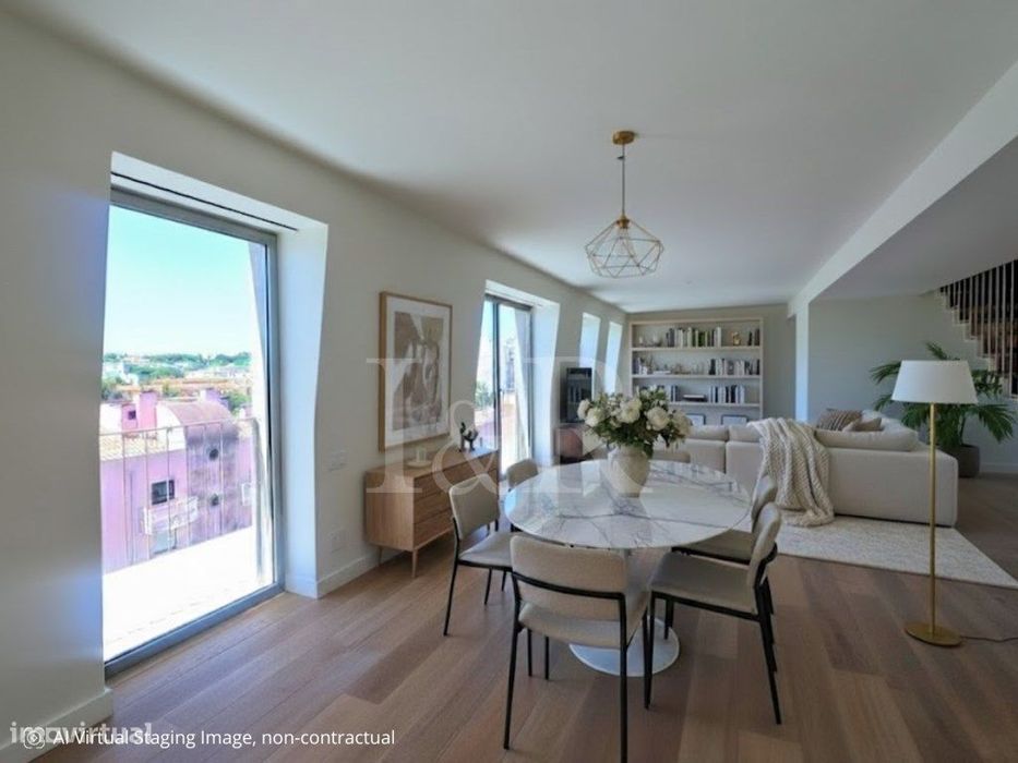 T3 duplex com terraço perto da Parque das Nações, Lisboa