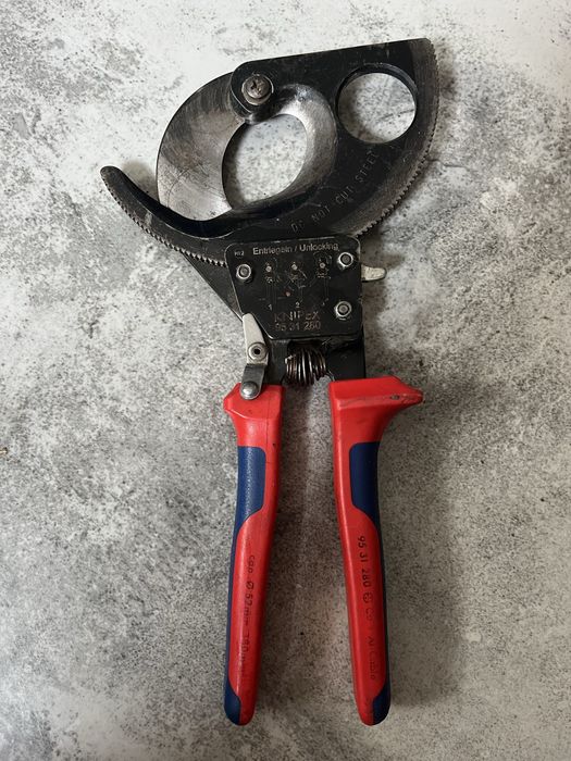 profesjonalne nożyce zapadkowe do kabli KNIPEX 95 31 280