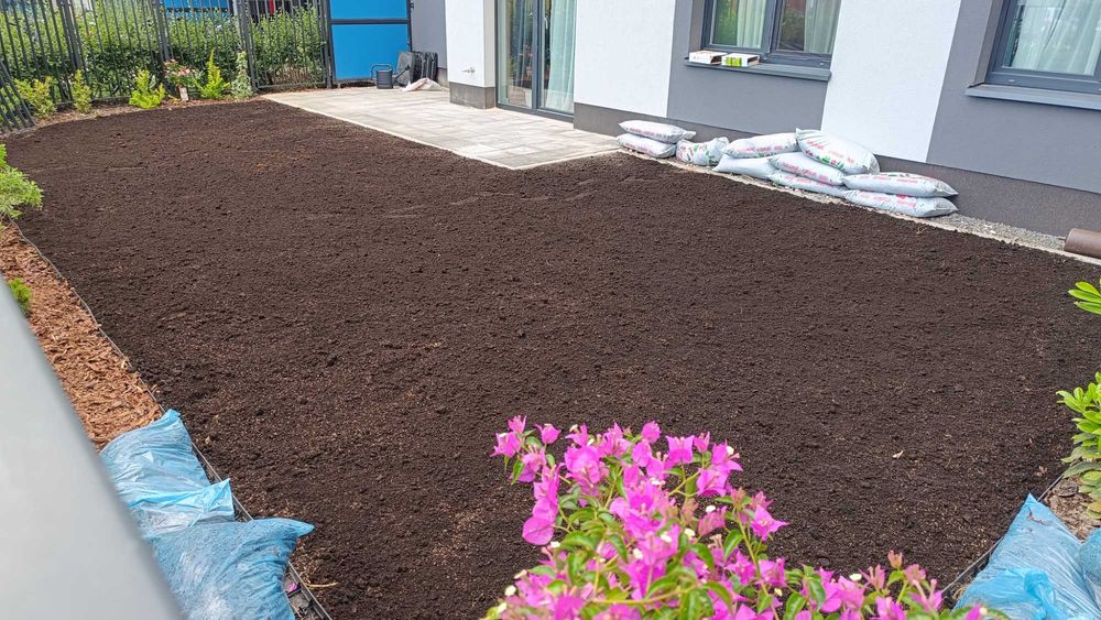 Projektowanie i zakładanie ogrodów.