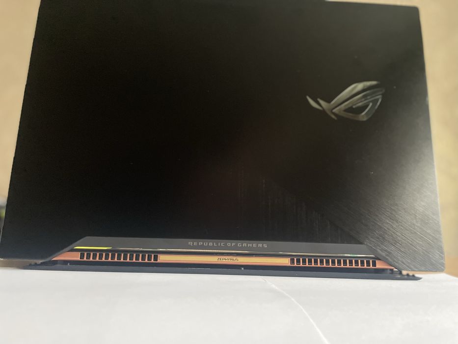 Ноутбук , компьютер , работа , Игры , проги ASUS Rog Zephyrus GX501VI