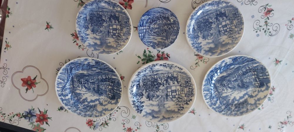 Conjunto de pratos ingleses