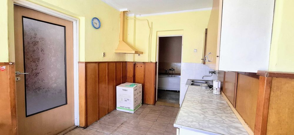 Mieszkanie do remontu, bez czynszu, 65 m², duże pokoje, piwnica, ogródek - Widok 5