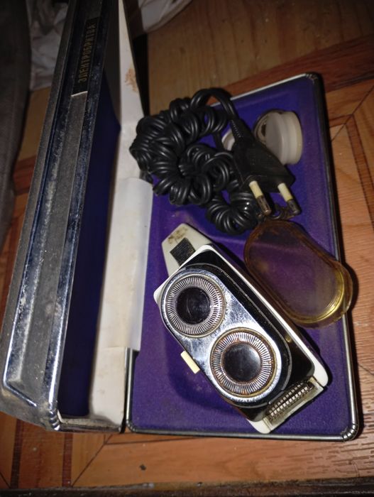 Электро бритва АГИДЕЛЬ