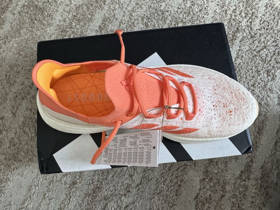 Vendo Adidas Ultraboost 5