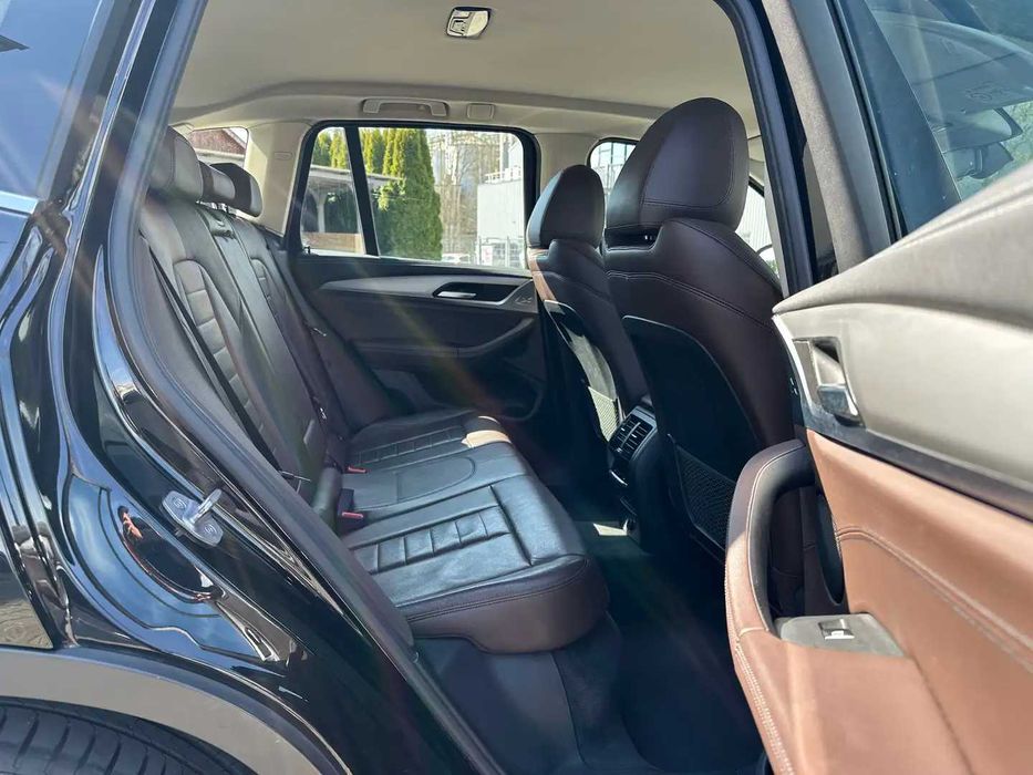 У продажі авто з ЄС BMW X3 30d xdrive Steptronic xLine/LED/Leder/Ambiente/AHK 2018 року.