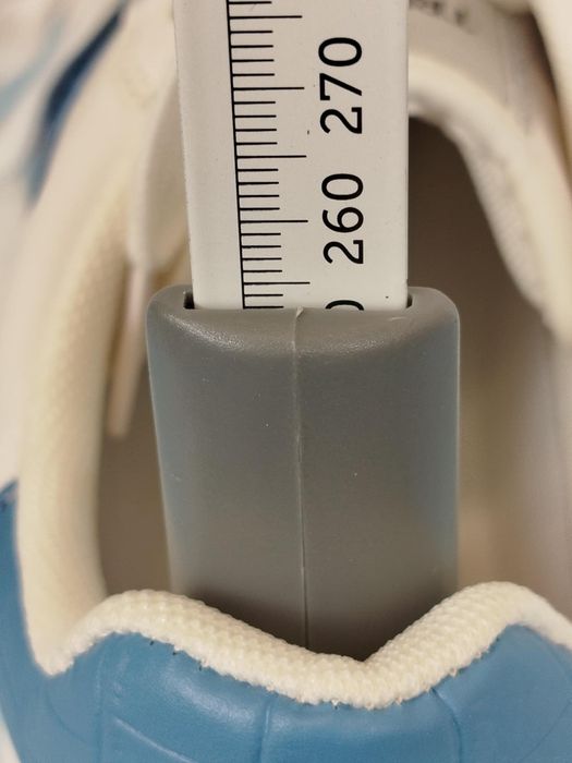 Sneakersy firmy Trussardi rozmiar 39