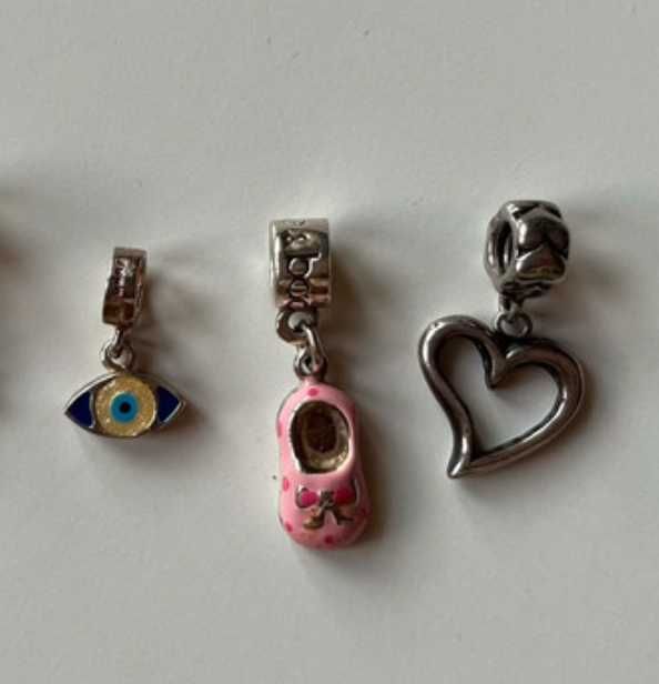 Pendentes para pulseira ou colar