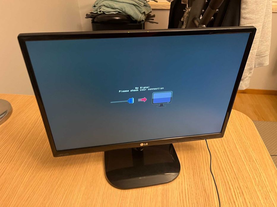 Monitor LG IPS LED (20" / 51 cms)