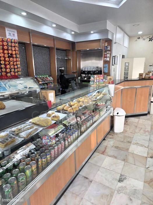 Trespasse de Cafetaria-Pastelaria em Bobadela