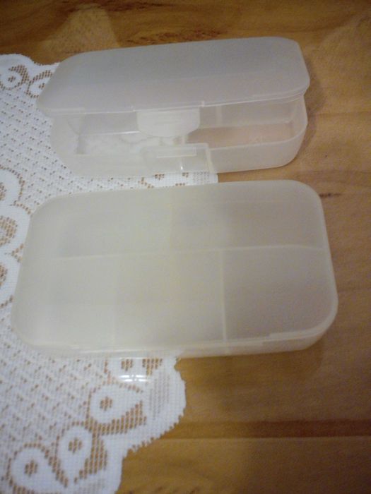 Pudełko na leki, suplementy, drobiazgi 5-cio komorowe