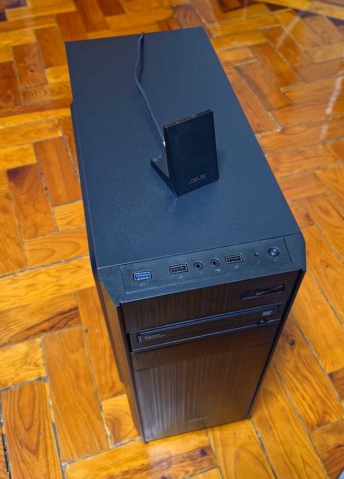 PC Torre Pronto a Usar –  i3 | 8GB | GT 1030 | 2.1TB Disco | Wi-Fi 6 | Office 2021 + Win 11 Pro