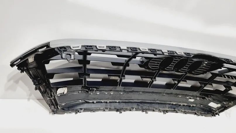Atrapa grill Audi Q5 ii s-line 80a