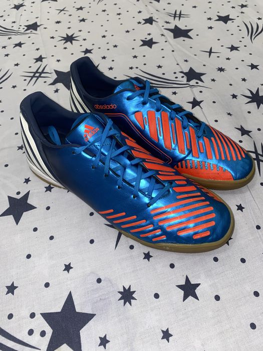 Футзалки adidas absolado