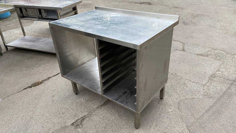 Б/у разделочные столы из нержавеющей стали для общепита кафе ресторана