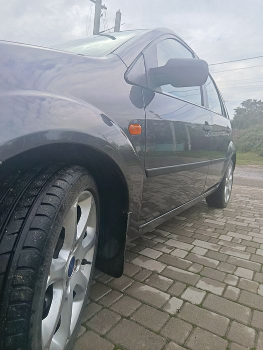 Ford fiesta 1.4 2007 рік