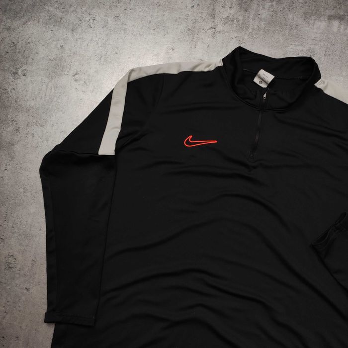 MĘSKA Bluza Sportowa Ocieplona Thermal Nike Haft Logo Dri-Fit Active