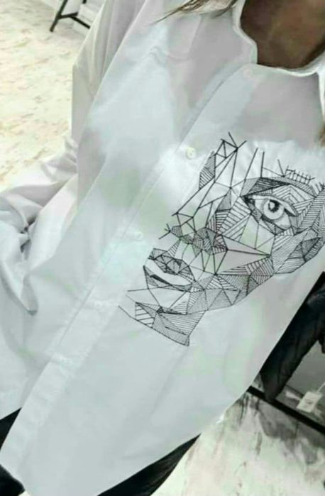 Damska koszula r Uni biała z naszyciem twarzy limitowana unikatowa