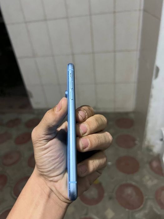 Продам строчно айфон Xr