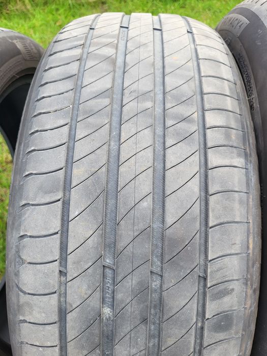 Sprzedam opony letnie   235/45/20 z 2023r.michelin  primacy 4