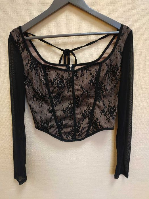 Продам женский кружевной топ корсет