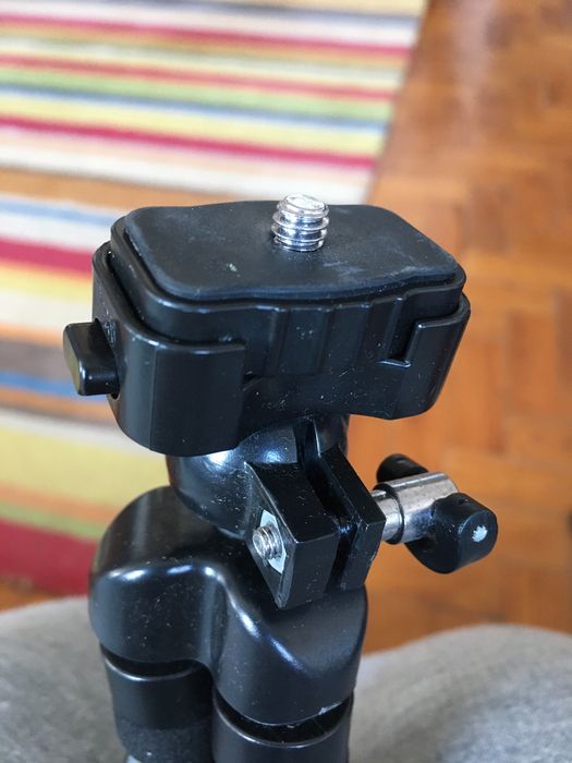 Mini Tripod with 27 cm64409499424131126