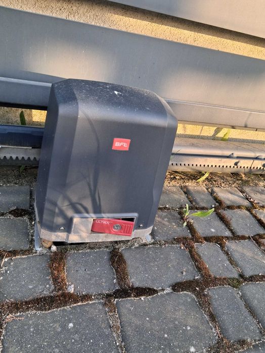 Wiata brama kostka brukowa