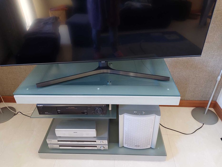 Mesa TV SONY (Como nova)