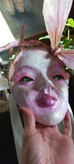 Маска з папьє-маше. Декор.