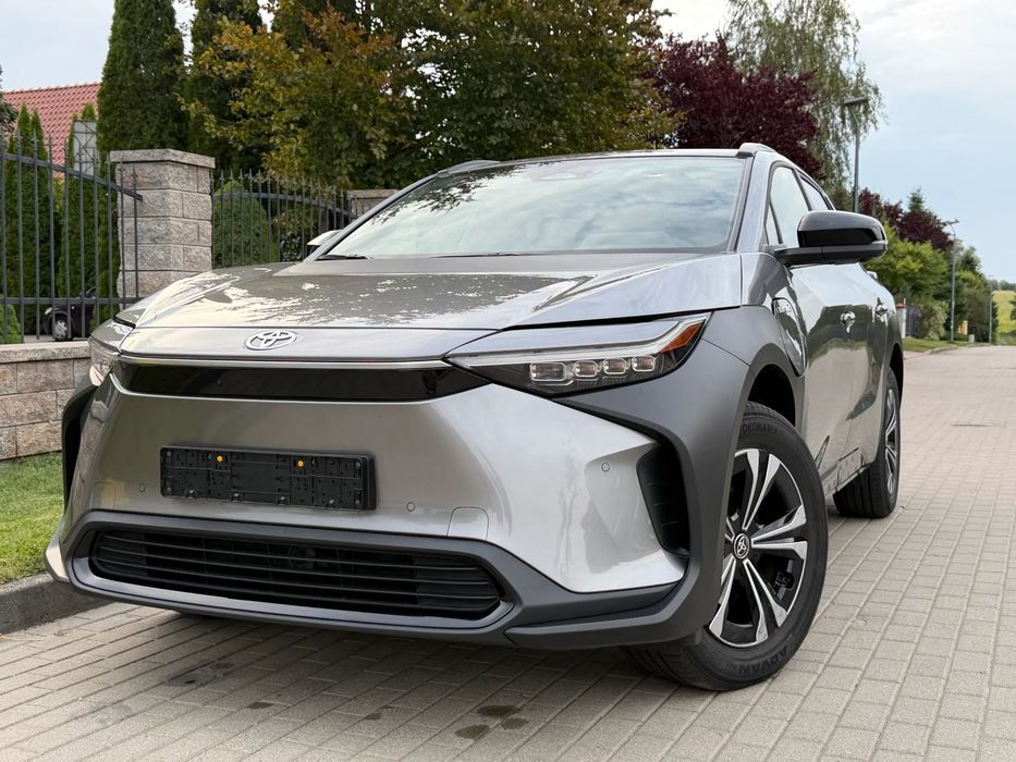 Toyota bZ4X 08.2024r. 71kw EUROPA  Navi kamera 360 brutto 23%